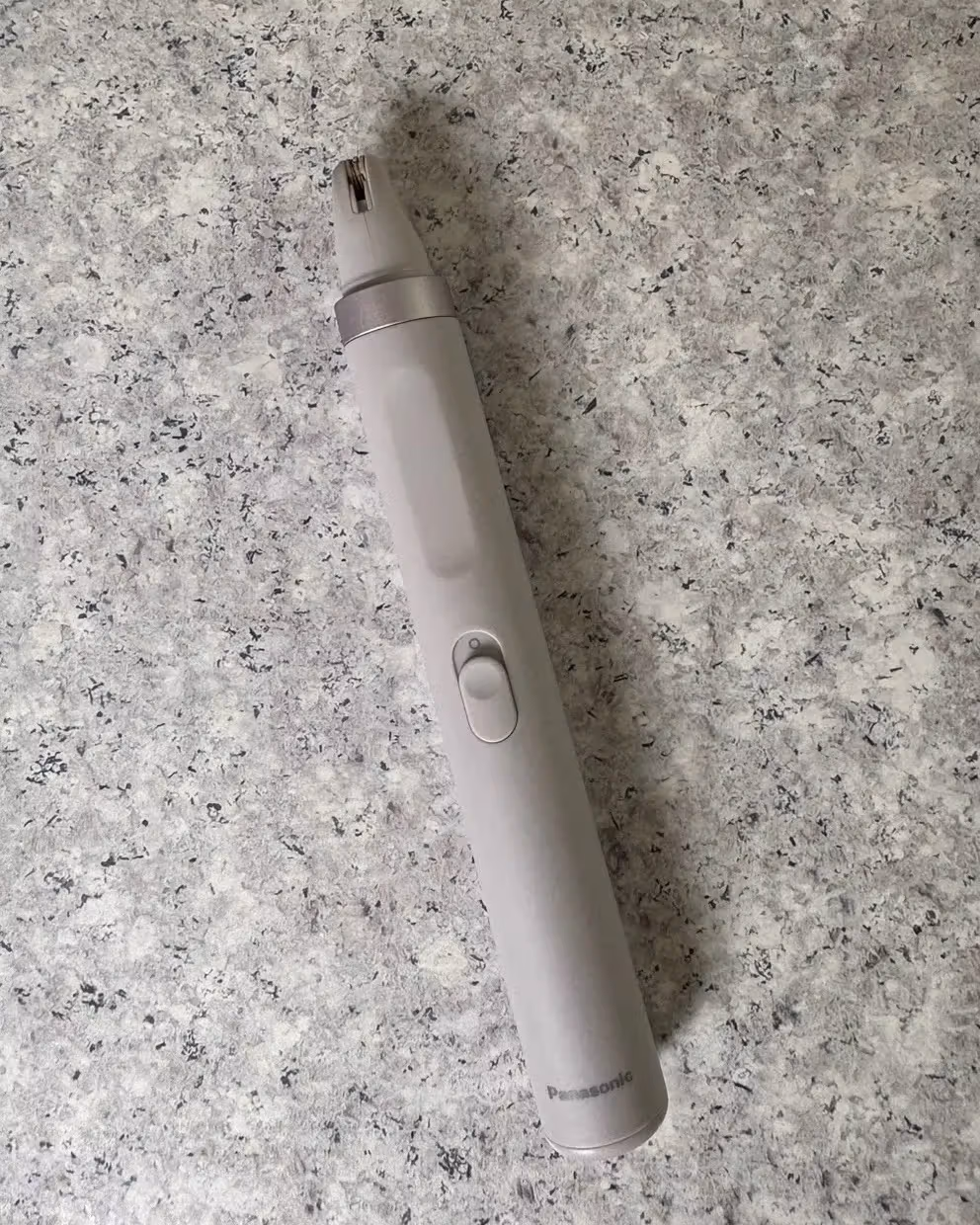 從冷卻、電動拔眉到近紅外線：三款家用脫毛美容機的止痛解法