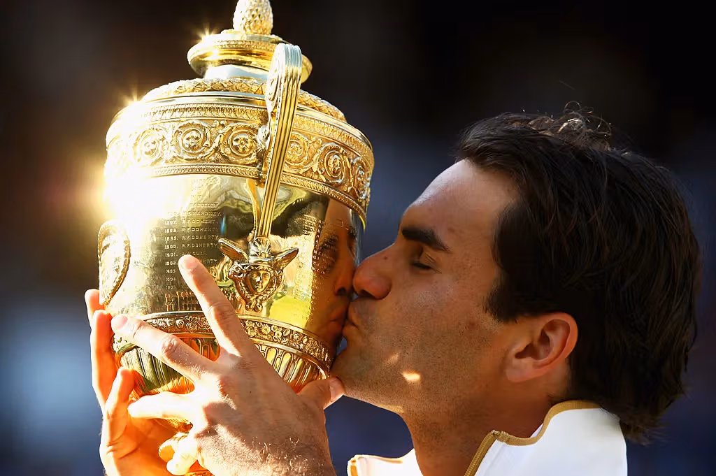 Roger Federer限量球鞋現身紐約 用告別賽跟法拉盛草地說再見