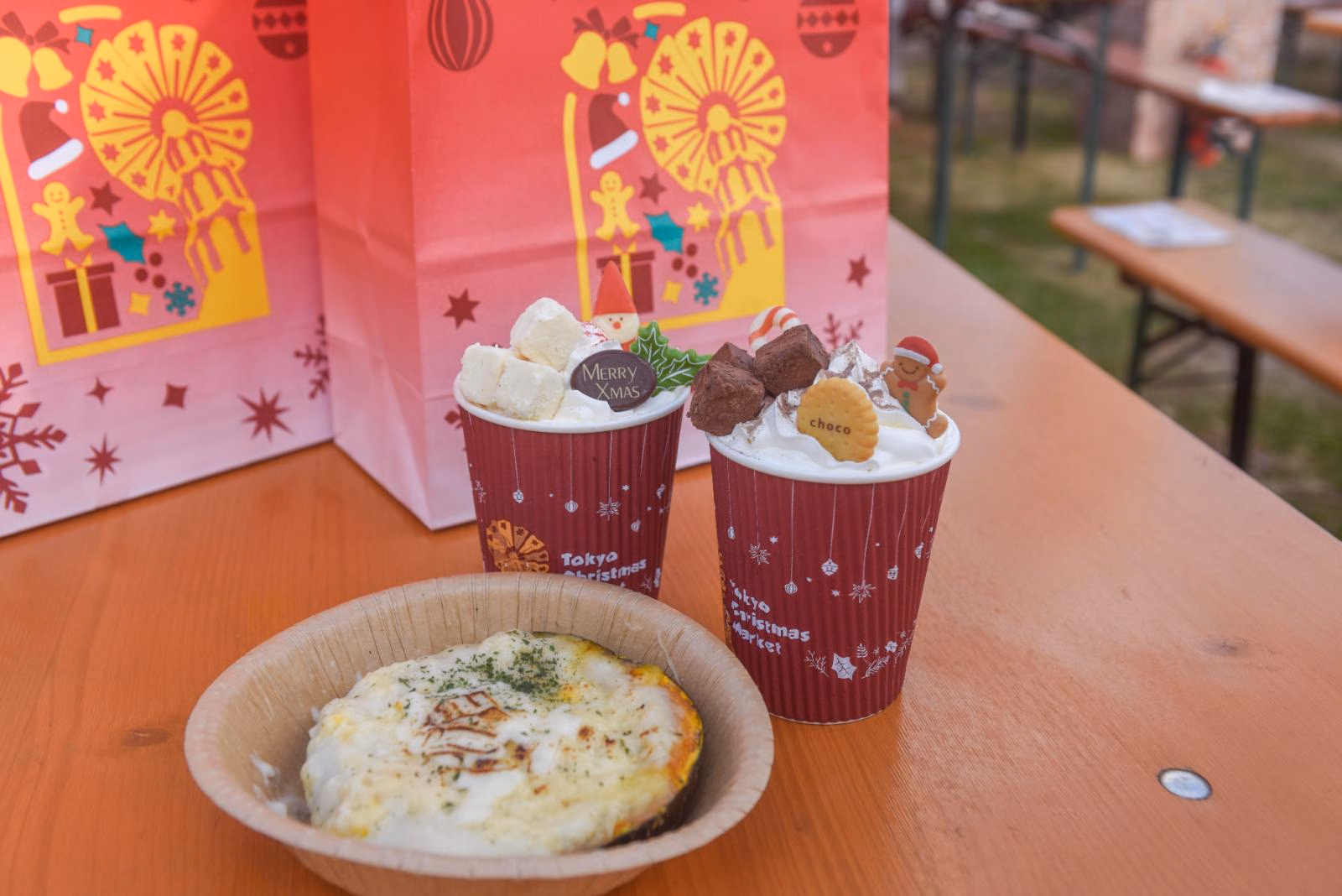 Christmas market meal promotion reference picture
