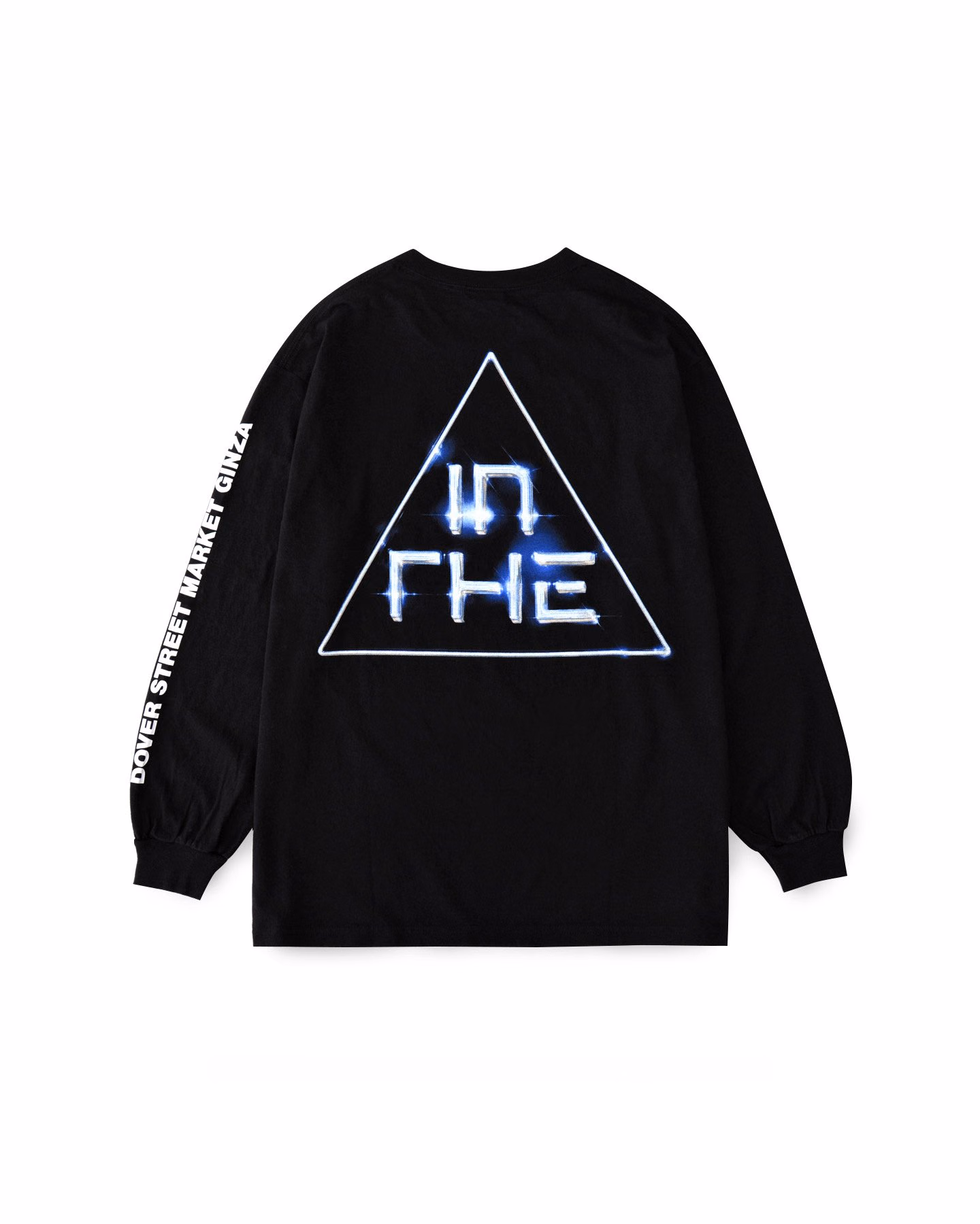 Triangular graphic on the back of the black long-sleeve