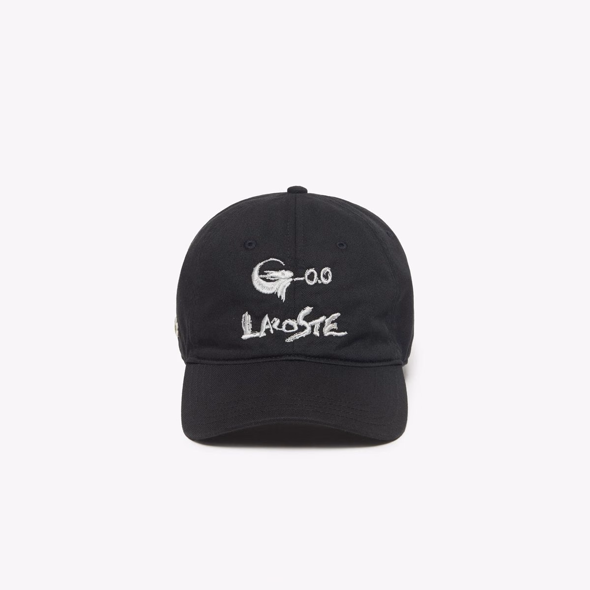 コラボロゴ入り黒いLACOSTEキャップ