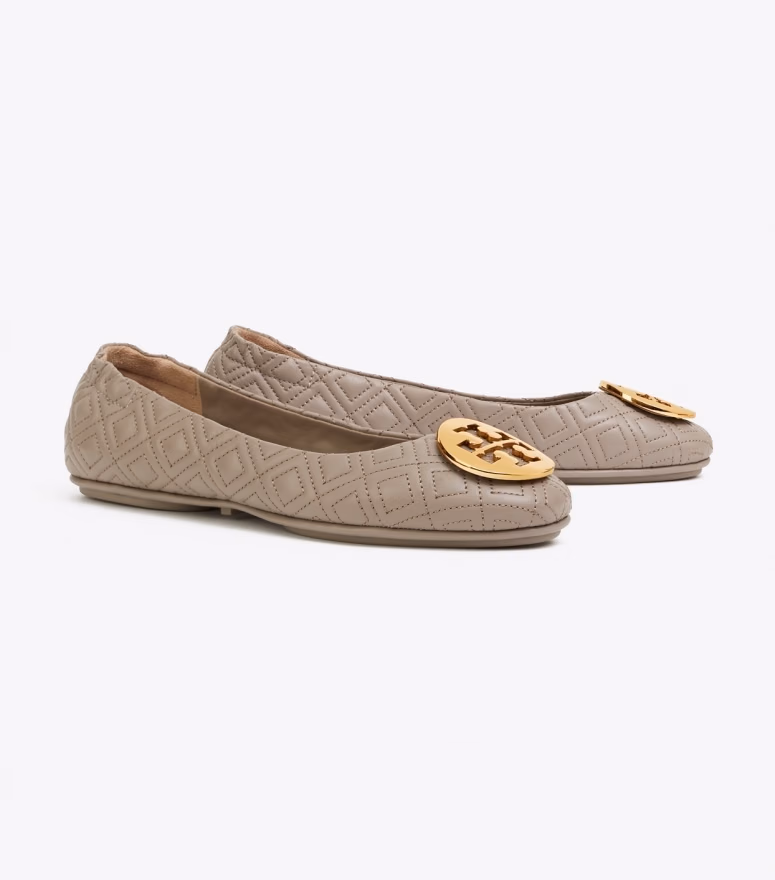 Tory Burchのステッチとロゴのフラット