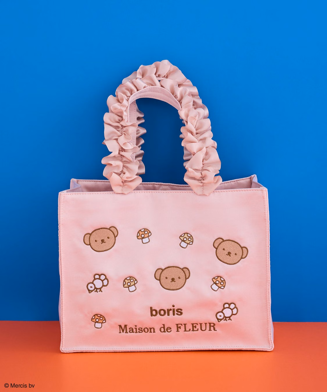 くまの顔、キノコやハチのモチーフとフリル持ち手のLight Pinkトート