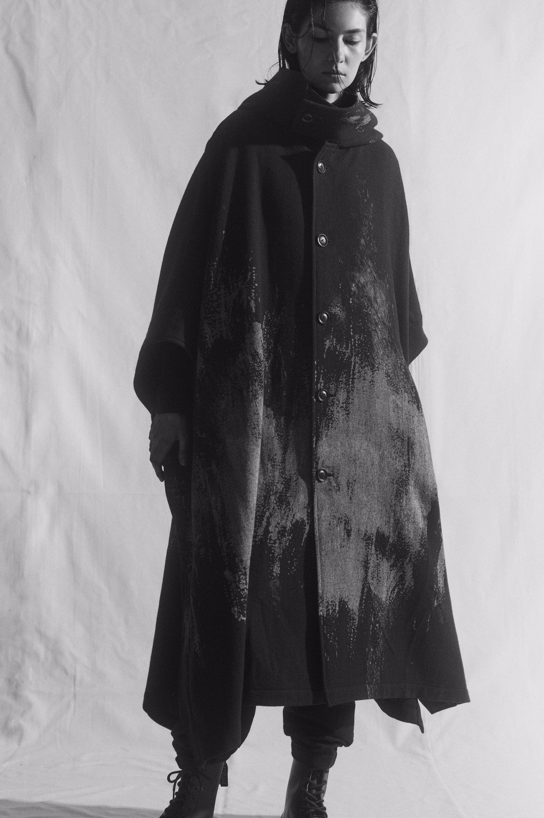 Black long coat front with gradient brushwork