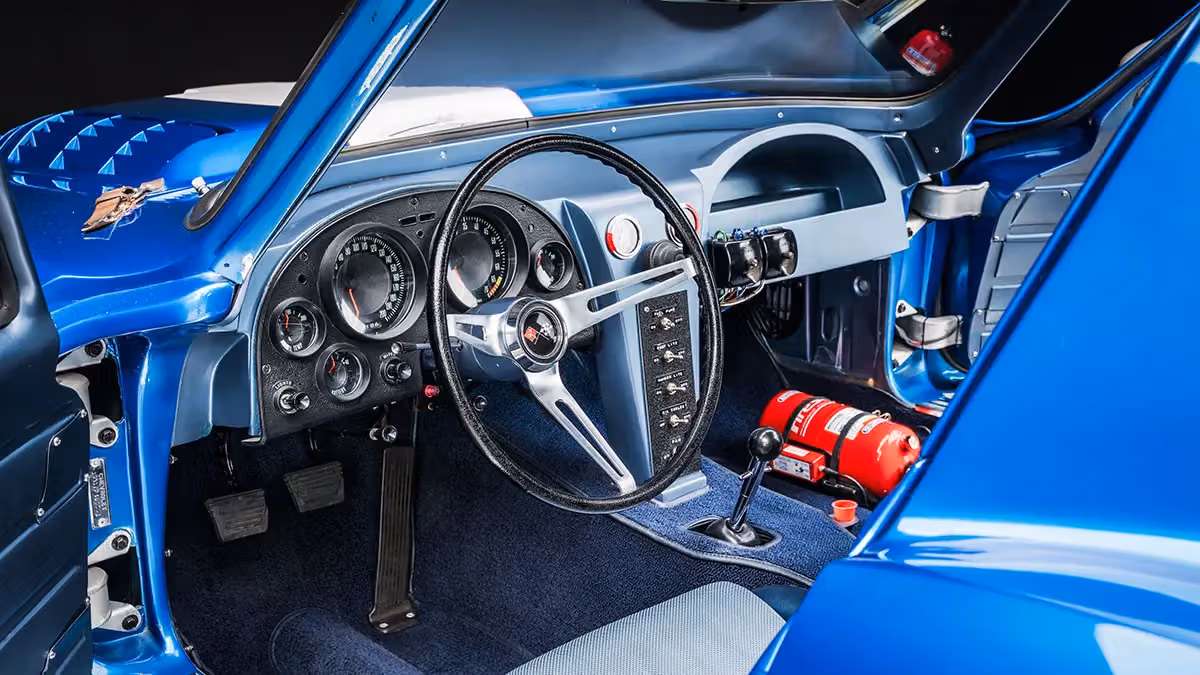 被自家公司腰斬的傳奇：1963 Corvette Grand Sport 拍出天價