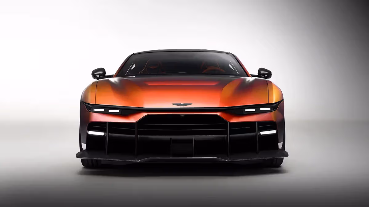 Aston Martin Valen 首度亮相：把 Vanquish 逼成反派的838匹V12