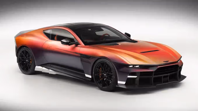 Aston Martin Valen 初披露:Vanquish を悪役に追いやる838馬力のV12