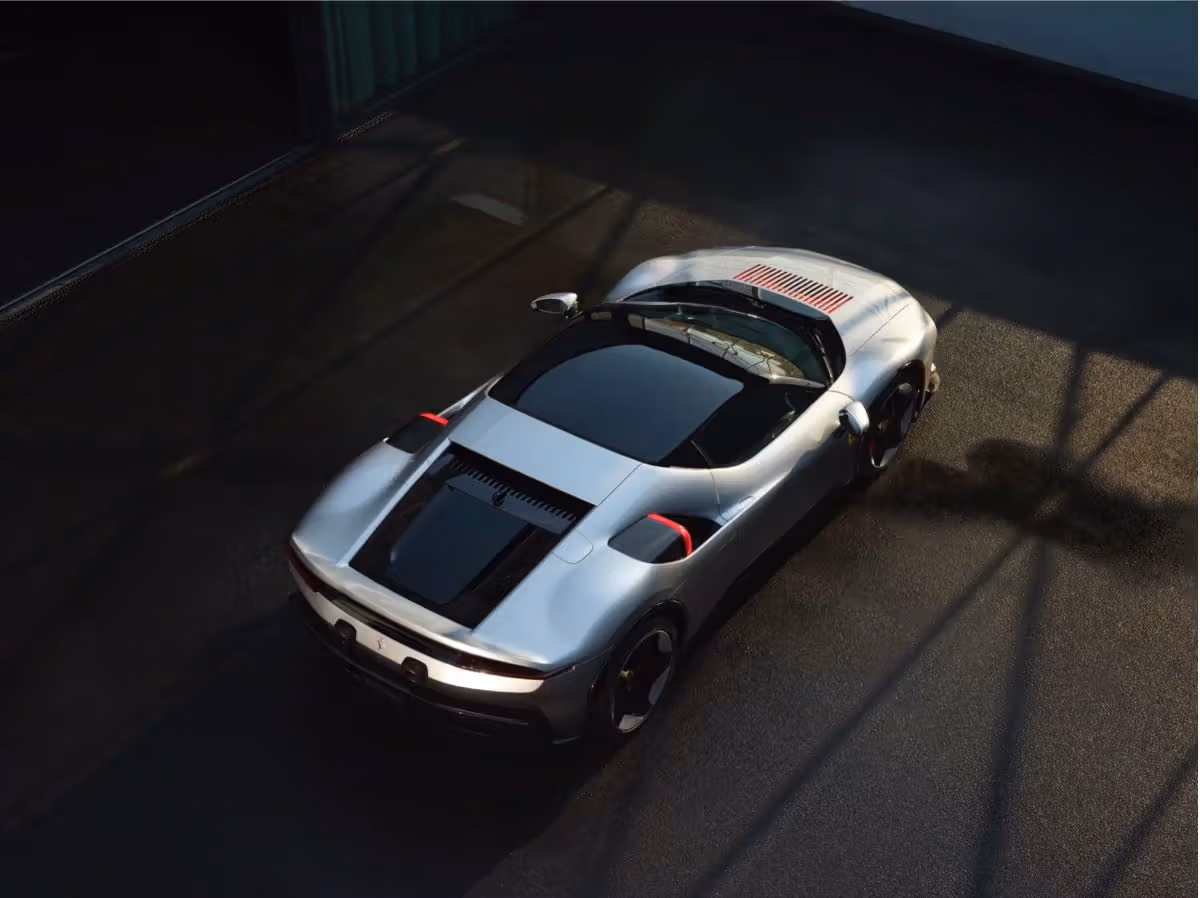 Ferrari One-Off CZ26 蒙特雷亮相：全球唯一，客戶耗時兩年打造