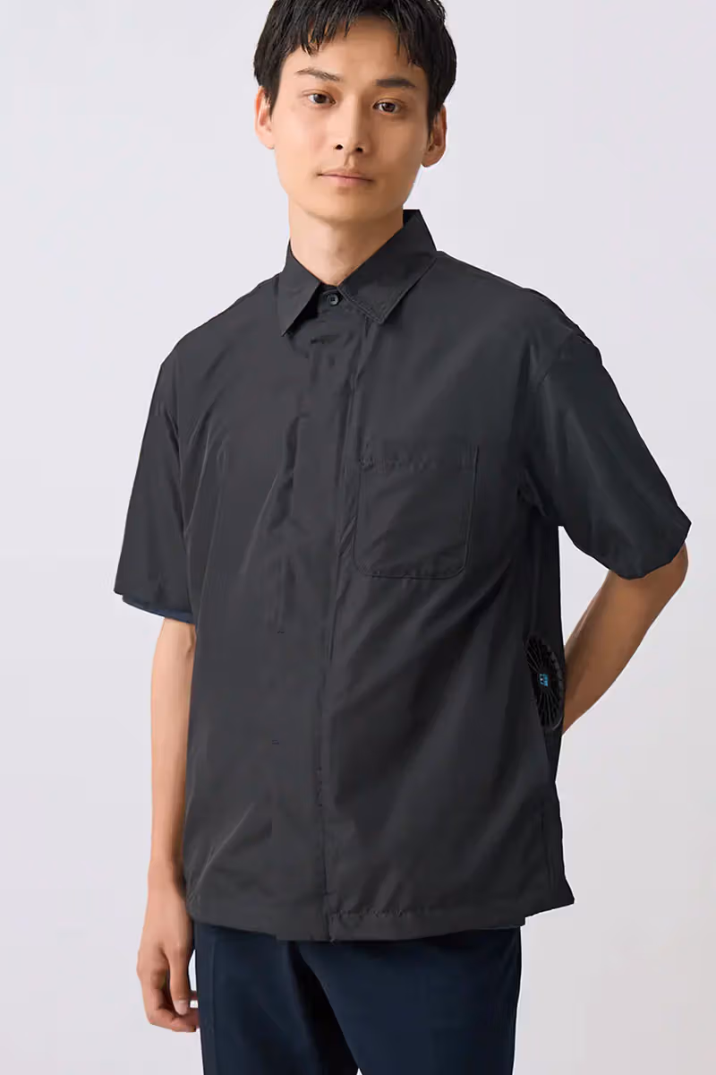 洋服の青山把工地風扇縫進西裝襯衫，背面藏兩顆風扇騙過會議室