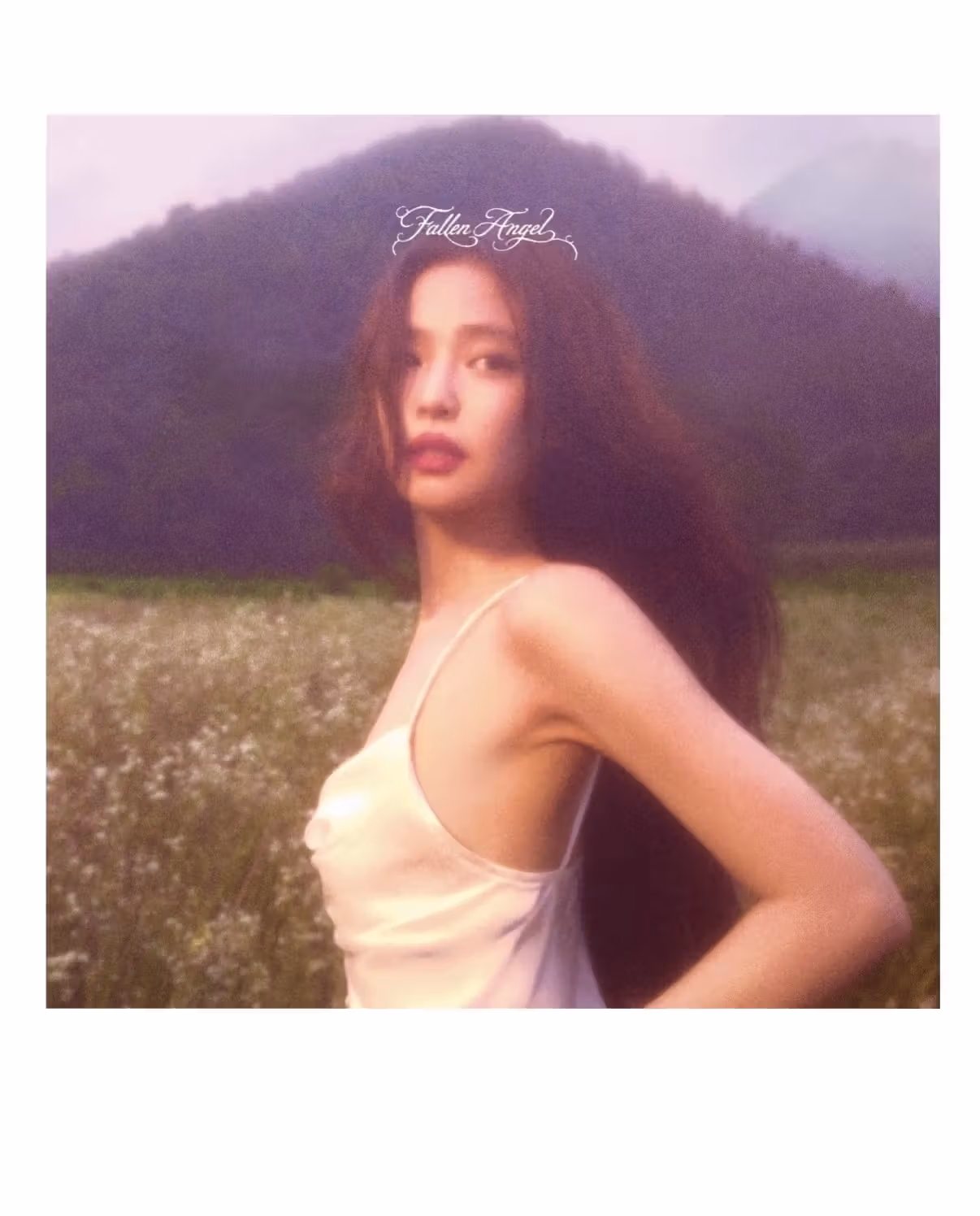 JENNIE 新 EP《FALLEN ANGEL》8月28日上線,同名主打MV預告先行
