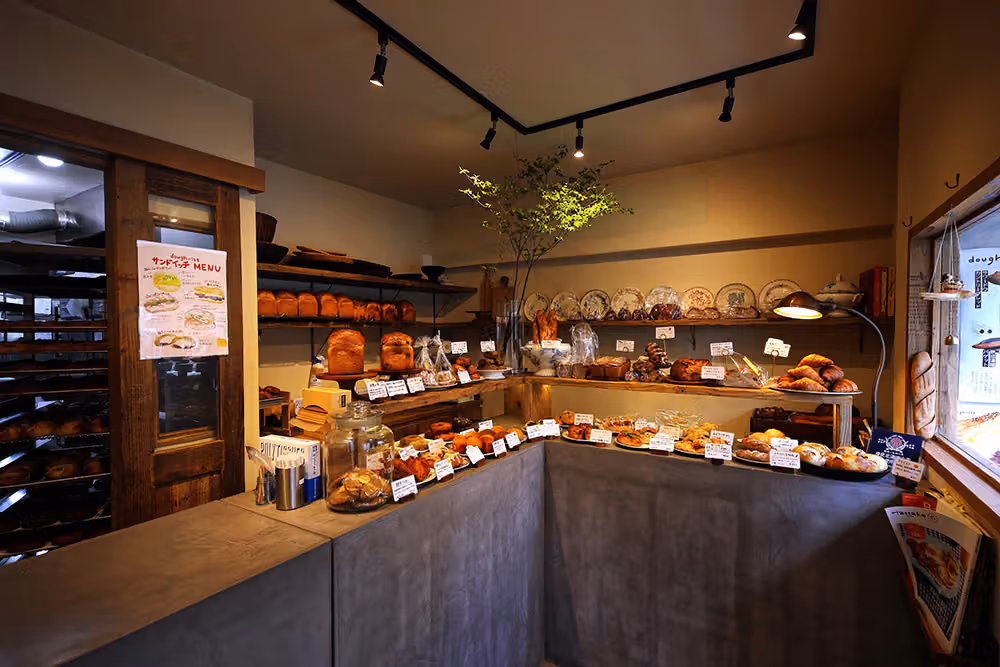 湯種師傅與極簡麵包店：東京兩種「技術×個性」經營解法