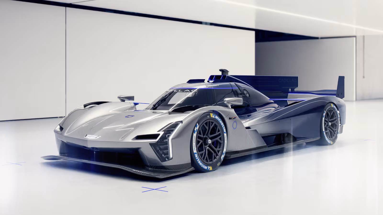 Cadillac V-One：一台掛著賽車底盤、卻在等買家的概念車