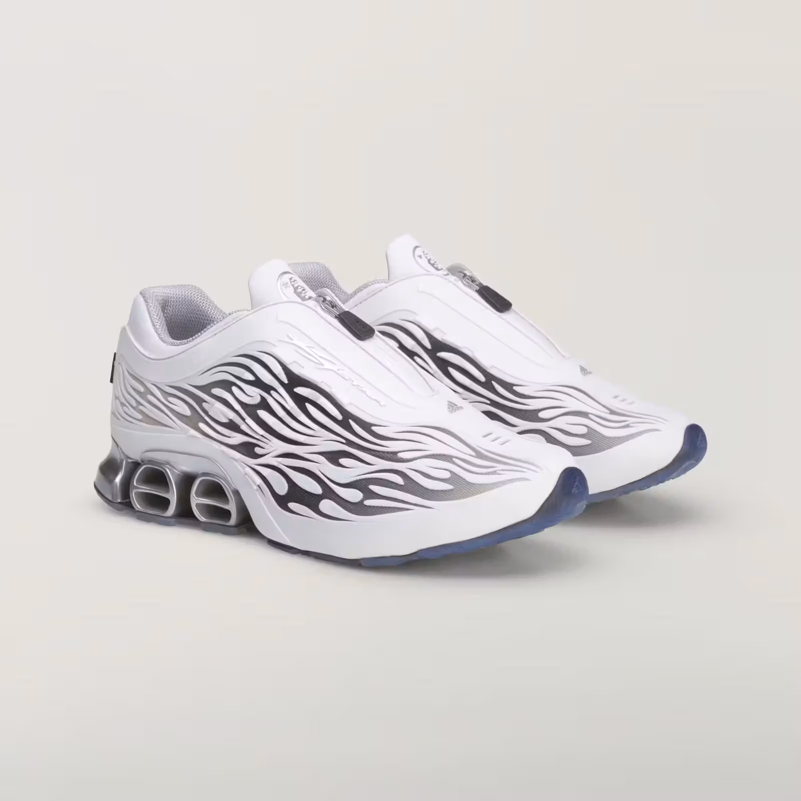 Hellstar拆了adidas Megaride的鏤空籠子，換上一條拉鍊
