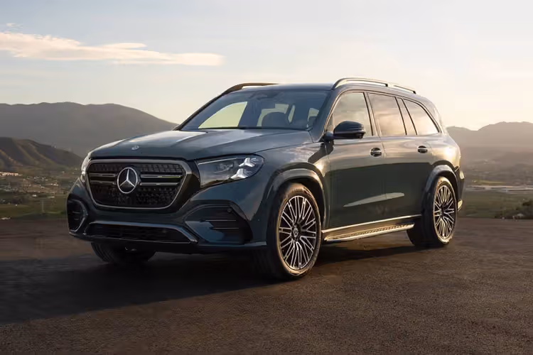 Mercedes-Benz의 인정: 터치스크린이 앞서갔지만, 결국 버튼이 답이었다