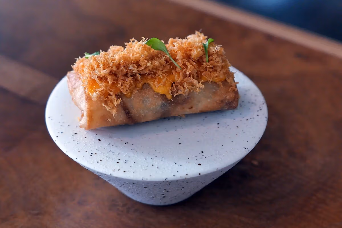 Century-Old Heritage House Gets a New Chef: Craig Yang Rewrites His Taiwanese Story Through Fried Rice Noodles and Red Bean Soup