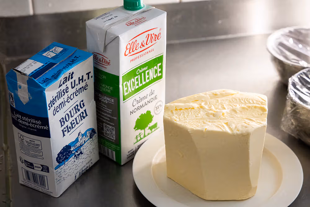 巴黎甜點師高塚俊也：法式乳製品的矛盾感，才是他甜點的骨架