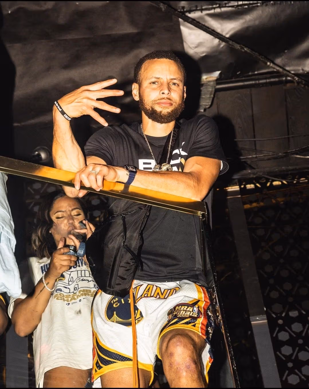 Stephen Curry 悄悄出售 Atherton 豪宅，2910 萬美元成交小虧收場