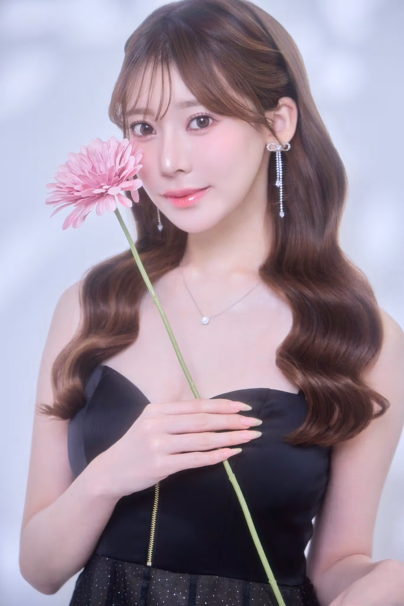 同天迎出道紀念日,七森莉莉卻宣布無限期休業,S1三位要角冷暖各異