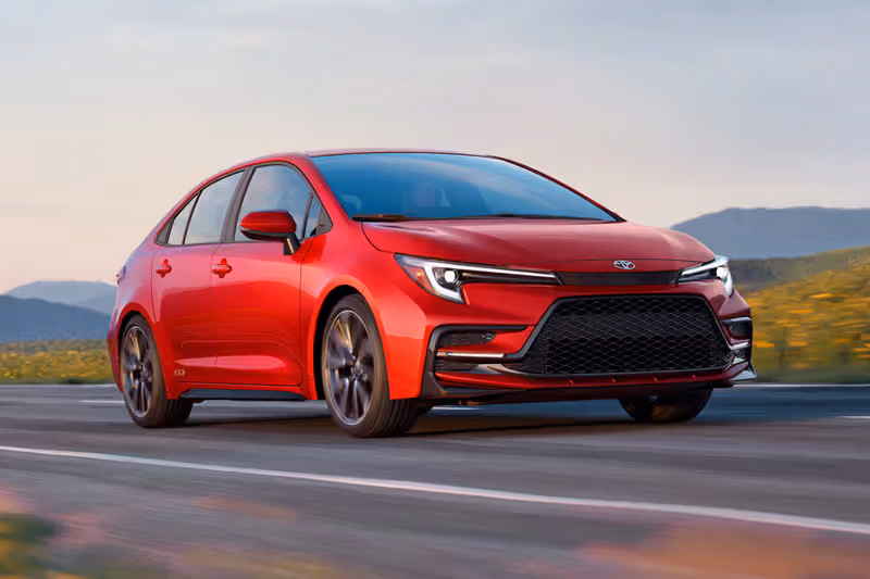 カローラ生誕60周年、Toyotaが2,500台限定のハイブリッドで記念