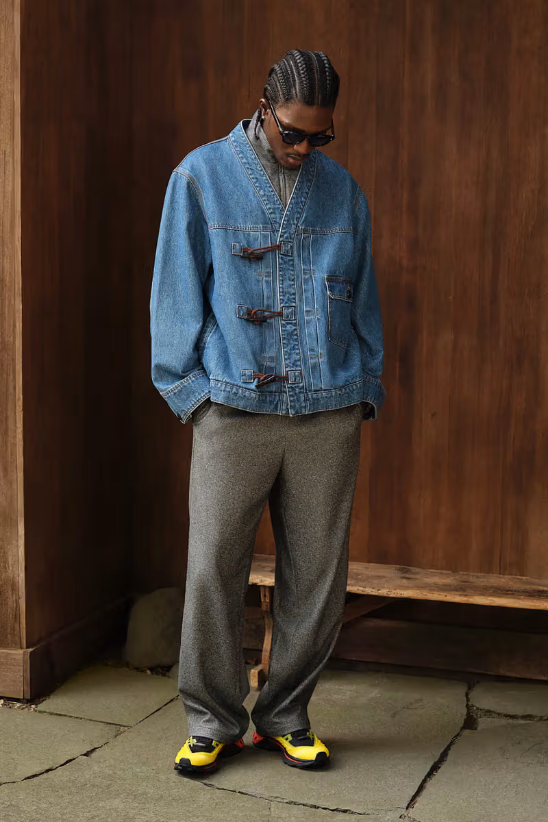 Kith &Kin FW26, 로고 없이 폴트 헤어 레더와 로프 텍스처 데님으로 완성한 텍스처의 미학