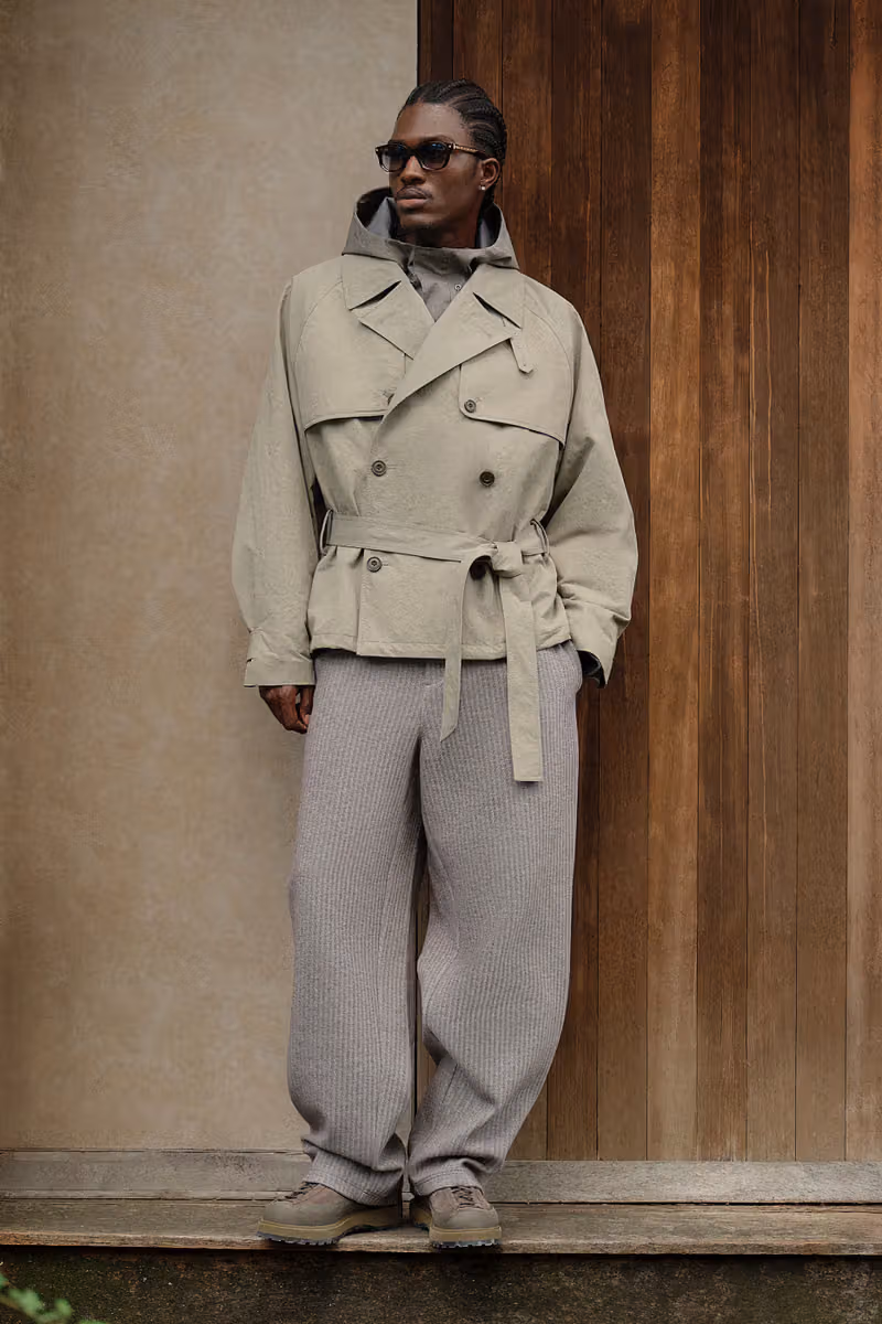 Kith &Kin FW26, 로고 없이 폴트 헤어 레더와 로프 텍스처 데님으로 완성한 텍스처의 미학