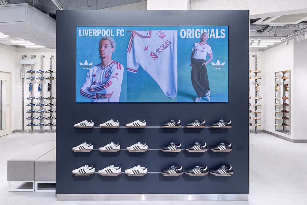 adidas 신주쿠 플래그십 매장 오픈, 네임 마킹 서비스 클럽 유니폼까지 확대