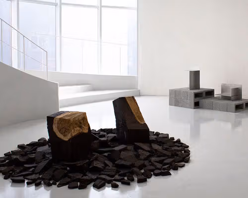 小泉窗設計首次韓國個展，作品被放進香氣品牌的店裡而非白盒子
