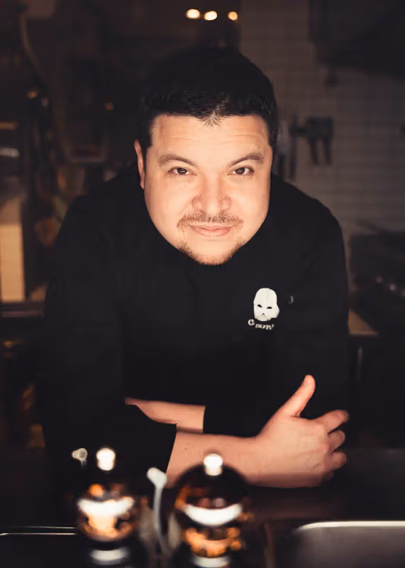 「我回來了」：主廚 Carlos Sotomayor 復出上海，一人身兼 VICE 與 Pony Up 兩個新項目
