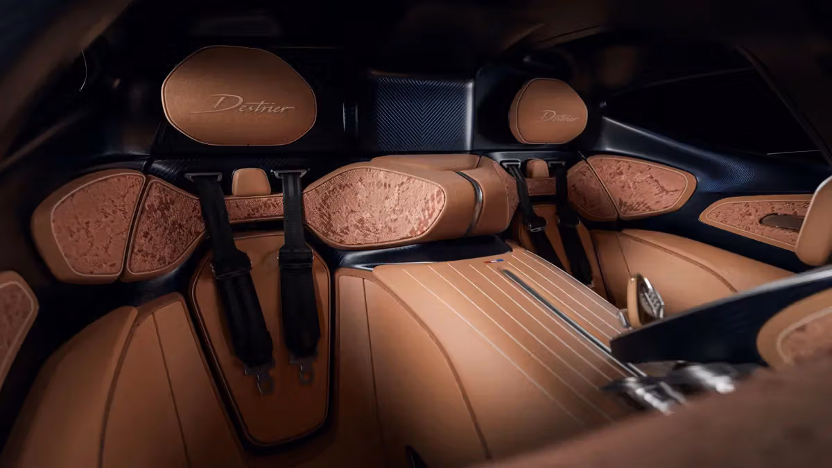 에어로 슈트 벗겨내자, Bugatti Destrier가 Bolide의 뼈대를 조각품으로 바꿔놓다