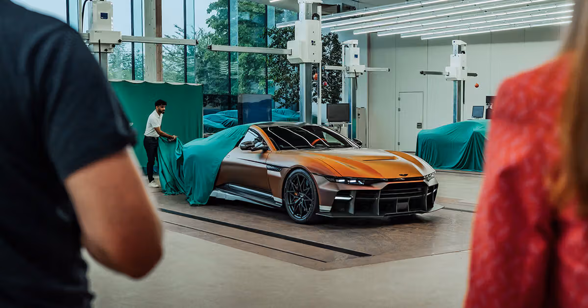 Aston Martin Valen：一輛把玻璃後窗換成行李廂的實驗性怪獸