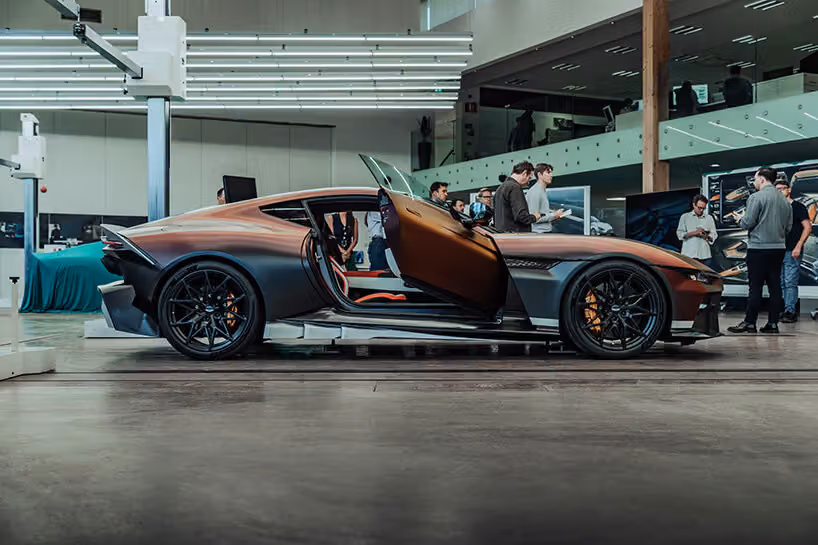 Aston Martin Valen：一輛把玻璃後窗換成行李廂的實驗性怪獸